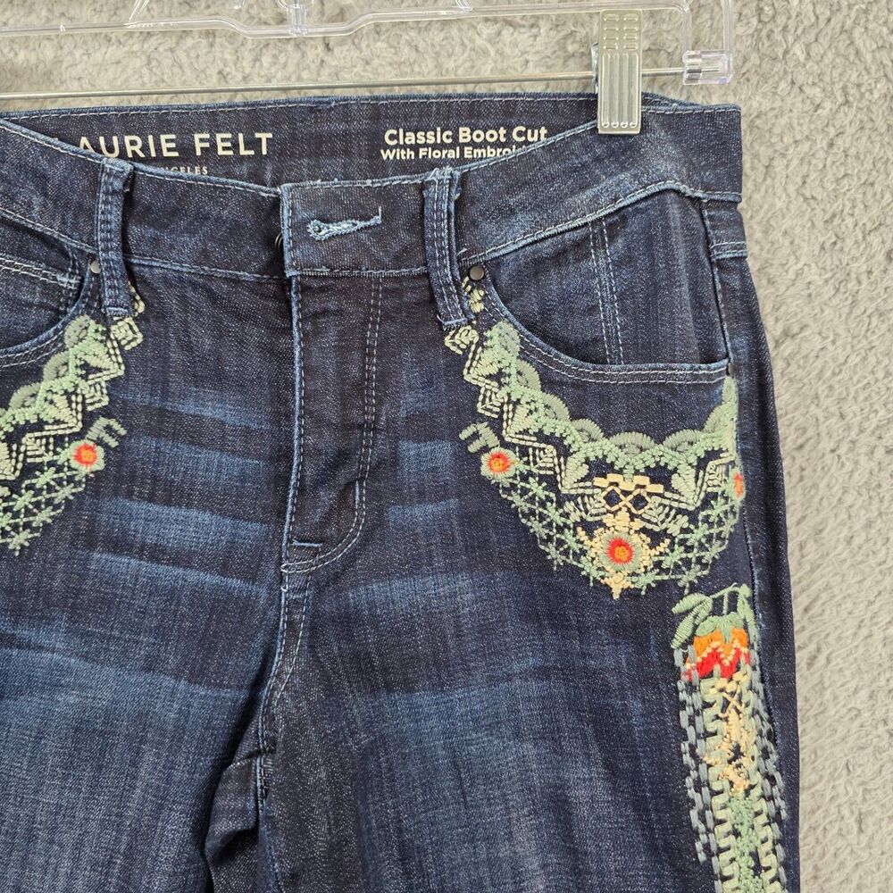 Laurie Felt Classic Boot Cut Classic Denim Floral Embroidered Jeans Size 0 - Picture 3 of 16